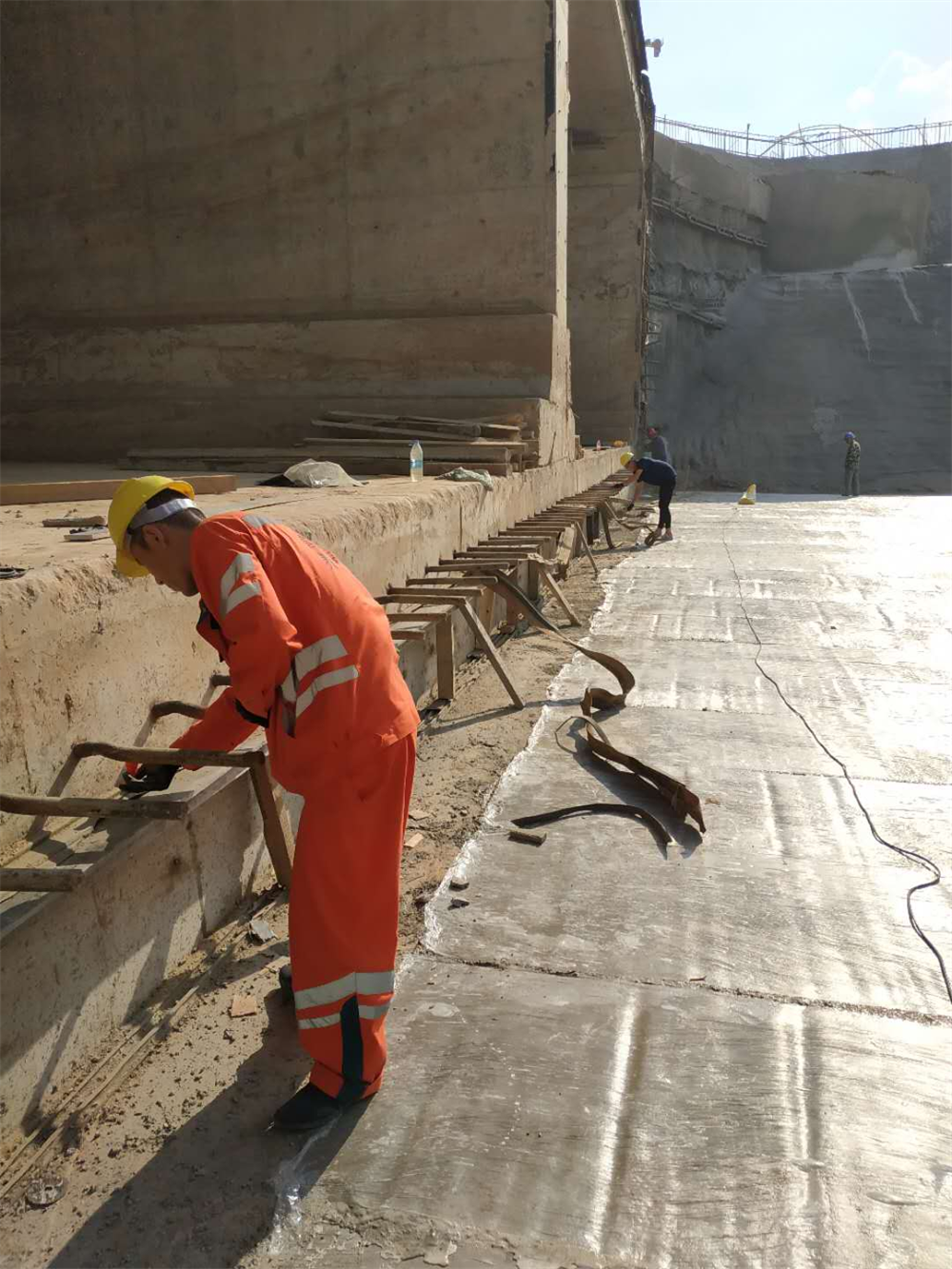 浇筑橡胶止水带损害快速修复技术